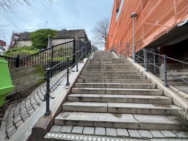 Kvarnbergets kullerstensgator och bebyggelse i Västra Nordstan